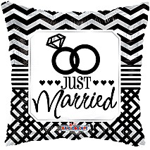 Just Married Rings Balloon