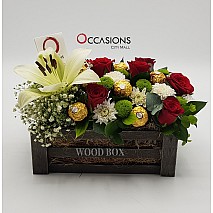 Black Wood box Flowers & Ferrero