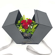Surprise roses box - black